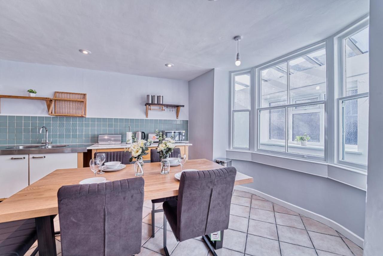 The Stylish Gem Of Bath - Football Table - Sleeps 10 Luaran gambar