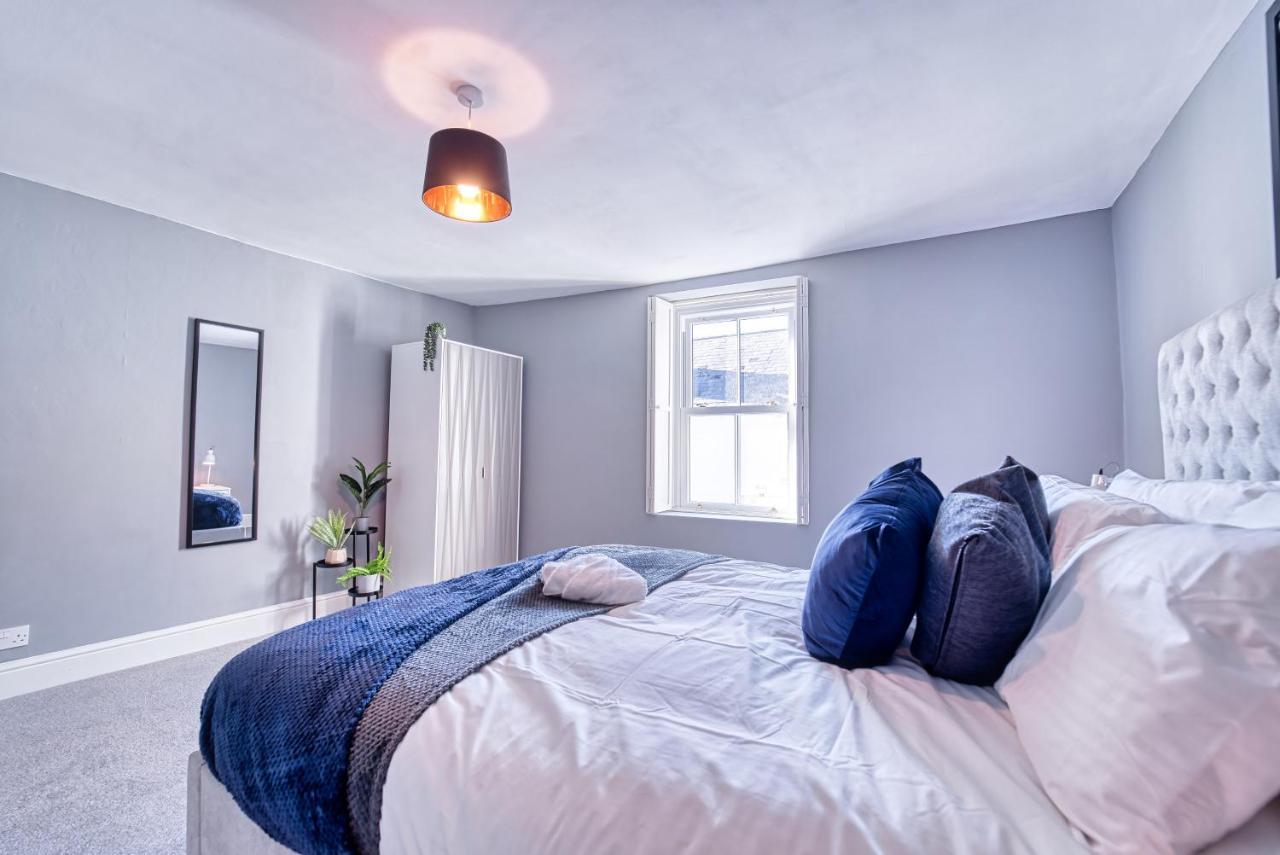 The Stylish Gem Of Bath - Football Table - Sleeps 10 Luaran gambar